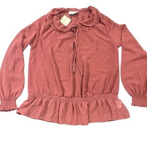 Universal Thread Coral Ruffled Top